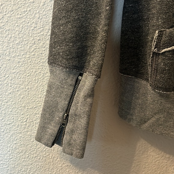 Abercrombie and Fitch cowl neck sweatshirt size XS - Picture 2 of 5